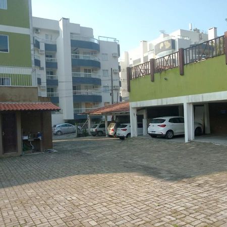 Residencial Pilati Apartment Бомбиняс Екстериор снимка