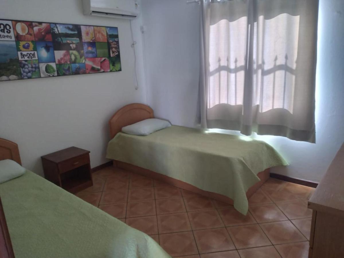 Residencial Pilati Apartment Бомбиняс Екстериор снимка