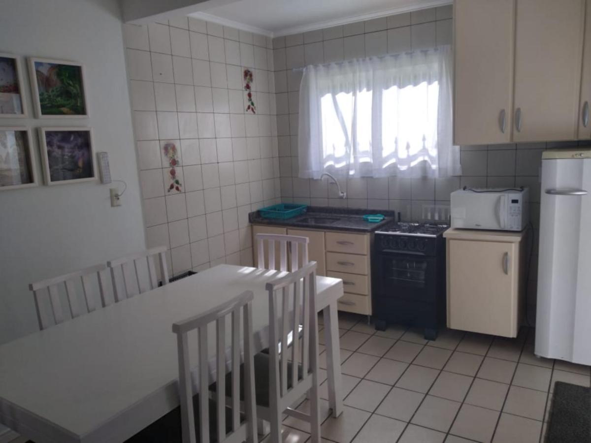 Residencial Pilati Apartment Бомбиняс Екстериор снимка