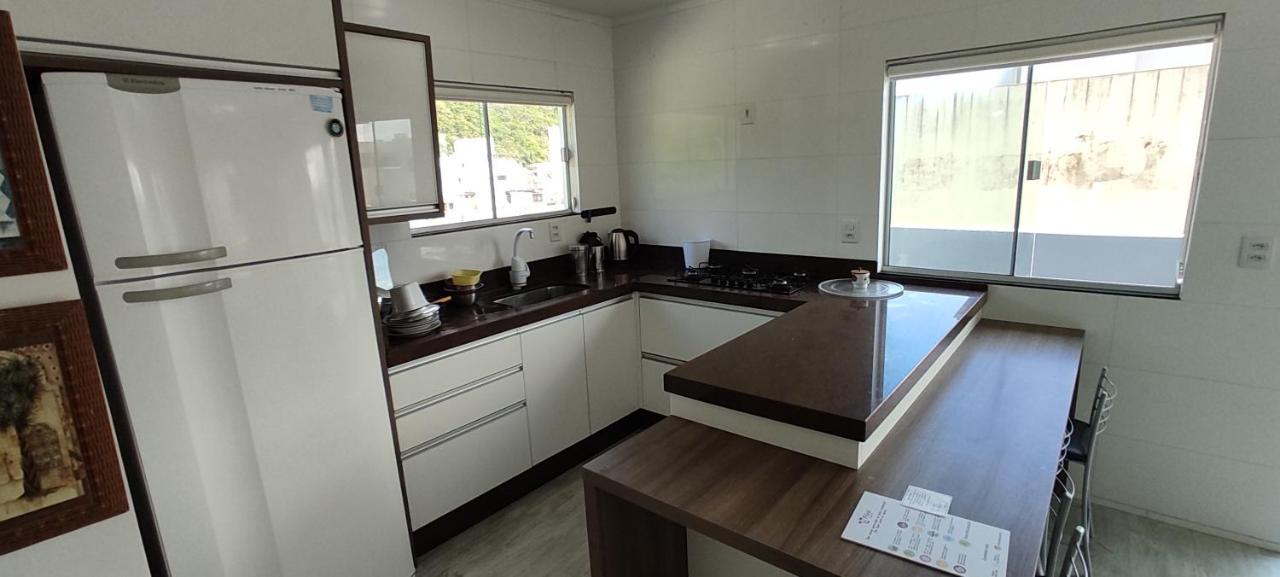 Residencial Pilati Apartment Бомбиняс Екстериор снимка